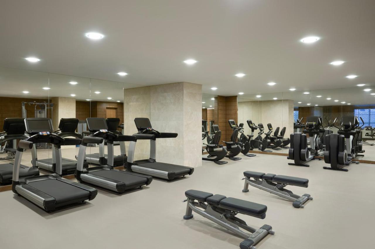 Grand Hyatt Al Khobar Hotel And Residences Dış mekan fotoğraf The gym at the hotel
