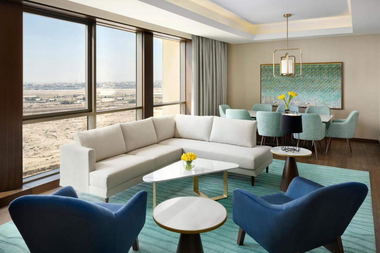 Grand Hyatt Al Khobar Hotel And Residences Dış mekan fotoğraf A suite at the hotel