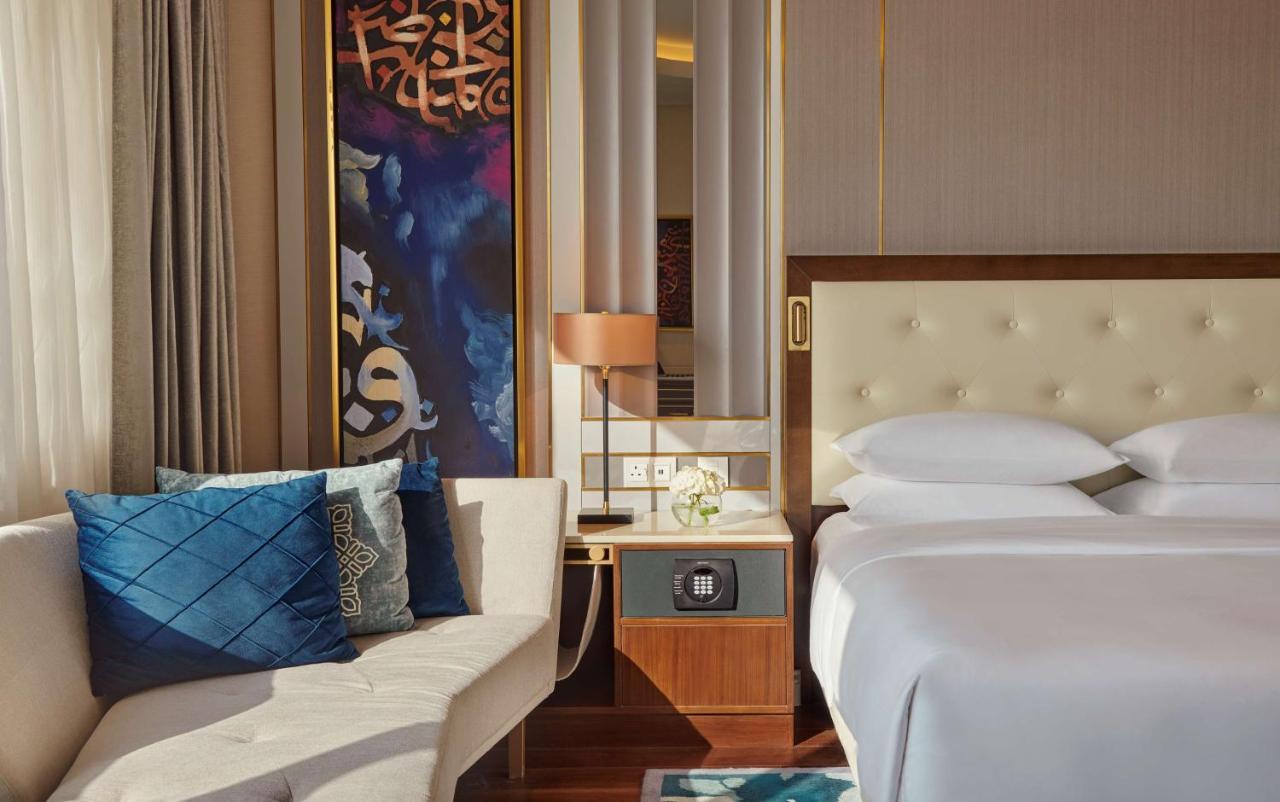 Grand Hyatt Al Khobar Hotel And Residences Dış mekan fotoğraf Deluxe Room